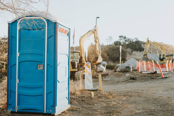 Best Porta potty rental near me  in Edna, TX